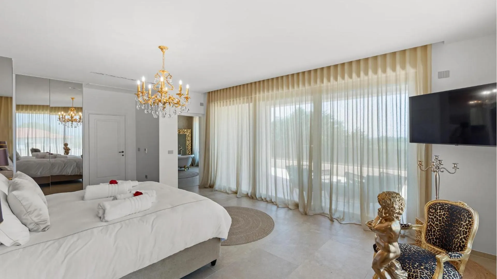 Holiday home Beautiful Home In Galizana With Sauna