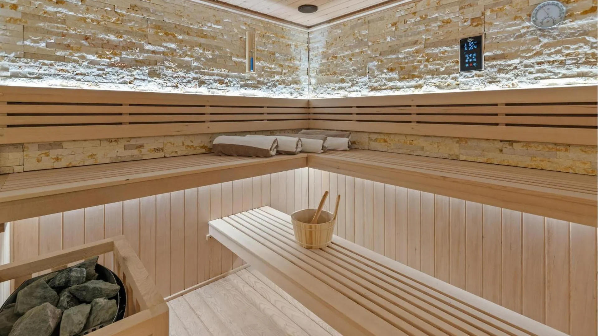 Beautiful Home In Galizana With Sauna