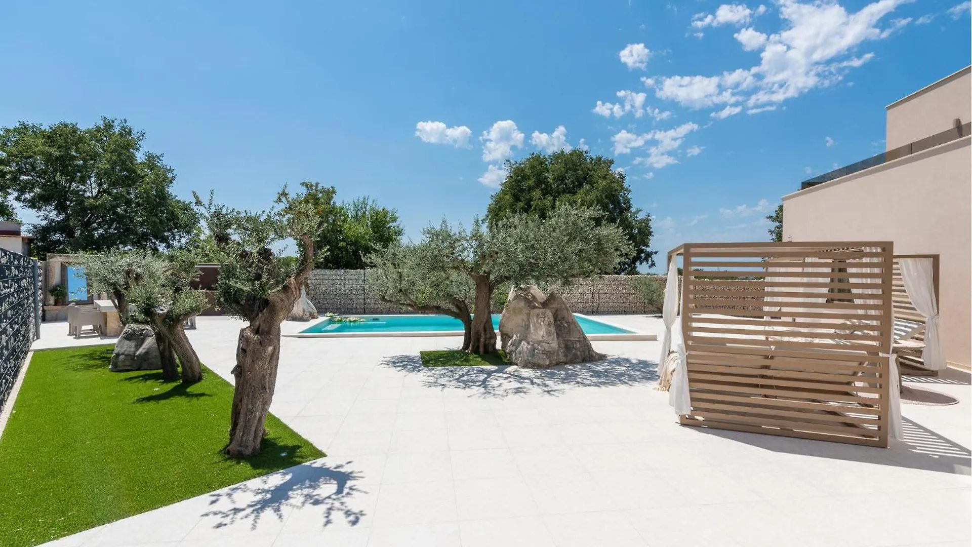 Holiday home Beautiful Home In Galizana With Sauna